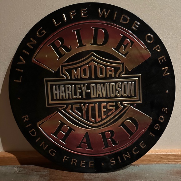 Harley Davidson logo tin sign Living Life Wide Open Ride Hard Riding Free 1903 - Picture 2 of 3